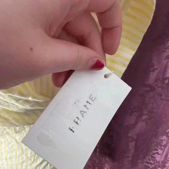 NWT Frame Yellow Striped Linen Wrap Top Women's Size M Summer Beach - Picture 6 of 7